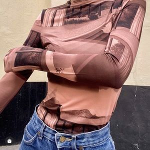 HOUSE OF SUNNY location print second skin